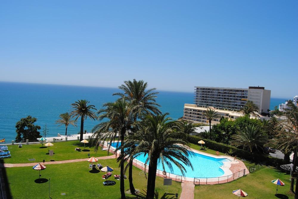 La Torre De La Roca Apartment Torremolinos Exterior photo