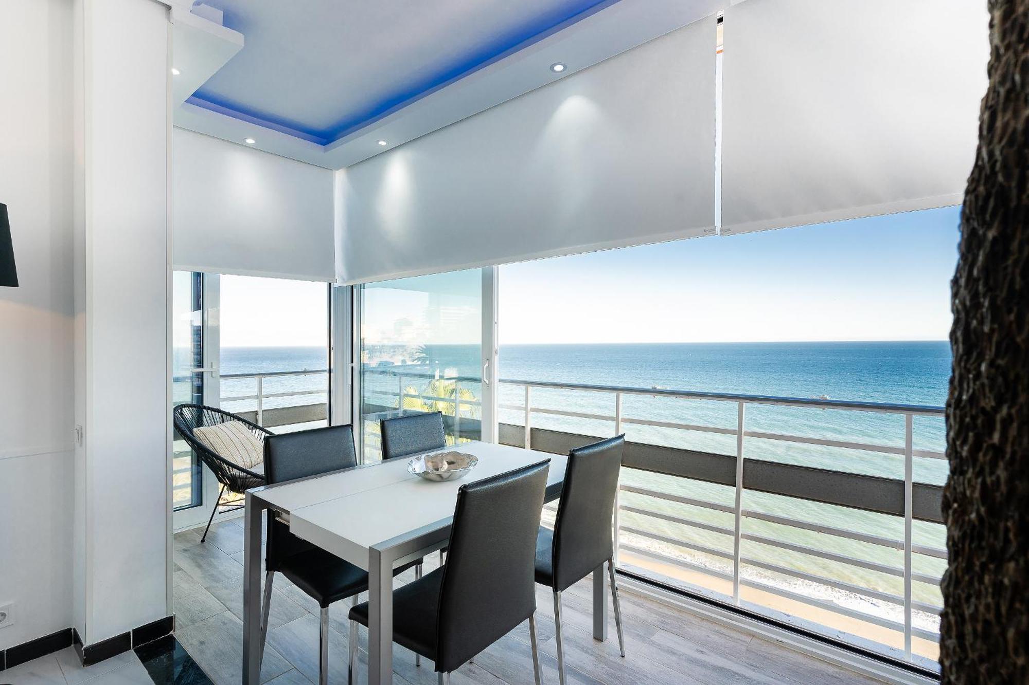 La Torre De La Roca Apartment Torremolinos Exterior photo