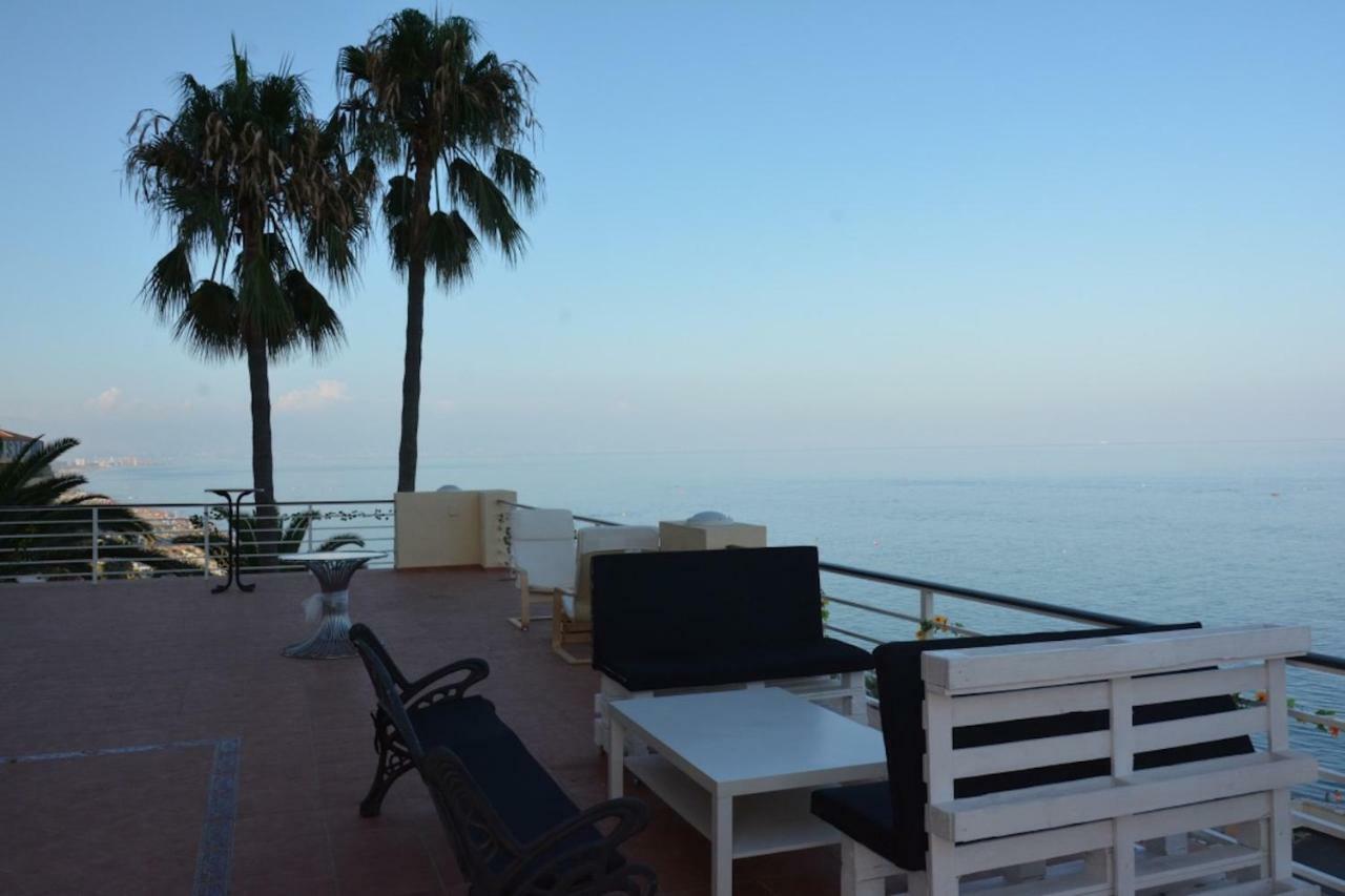 La Torre De La Roca Apartment Torremolinos Exterior photo